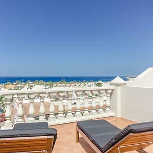 https://palm-mar-golf-tenerife.in-canary-islands.com